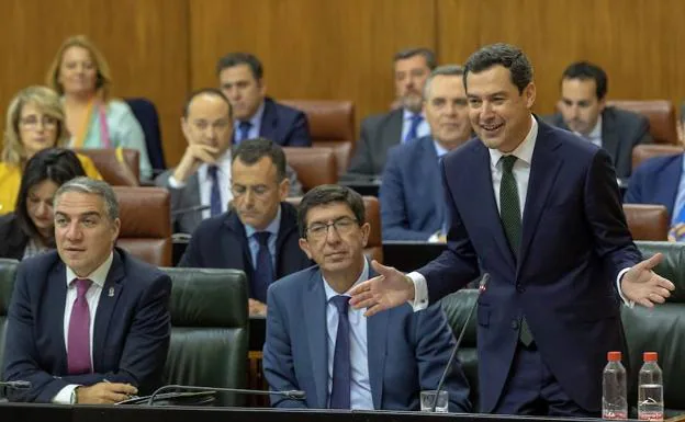 Moreno, junto a Marín, ayer durante la sesión de control.