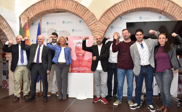 Foto de familia este mediodía en el Hospitalillo de Marbella. 