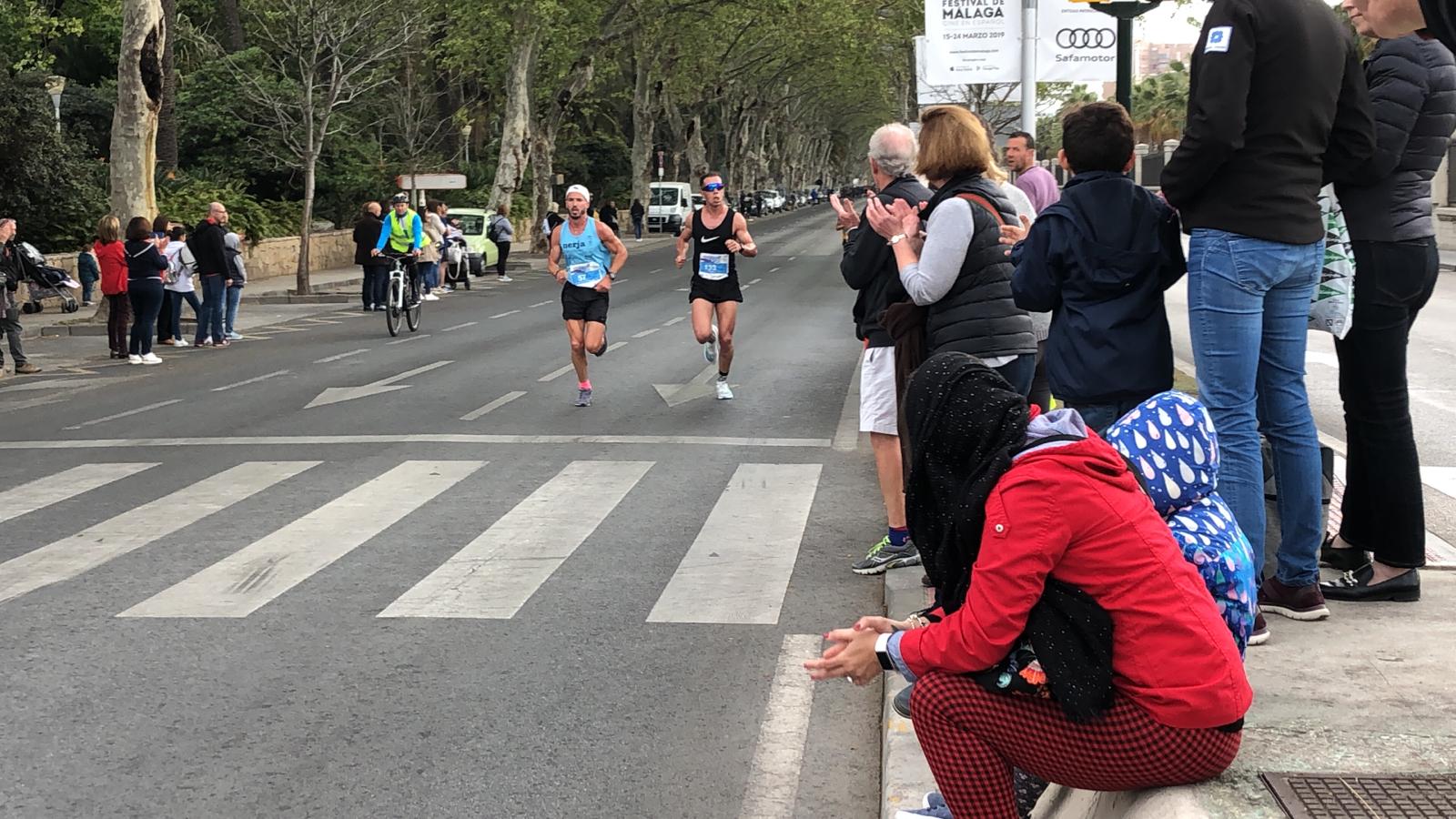 Más de 7.500 corredores participan en la 29ª edición de la Media Maratón Ciudad de Málaga.