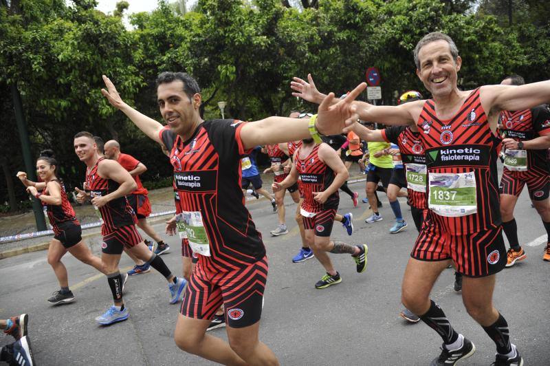 Más de 7.500 corredores participan en la 29ª edición de la Media Maratón Ciudad de Málaga.