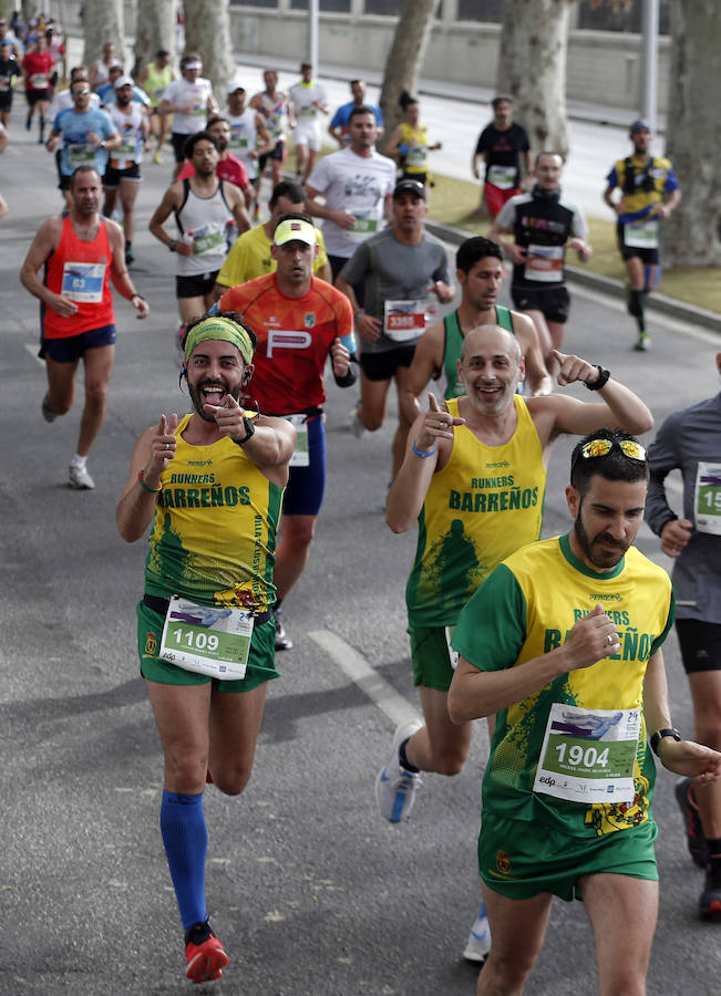 Más de 7.500 corredores participan en la 29ª edición de la Media Maratón Ciudad de Málaga.