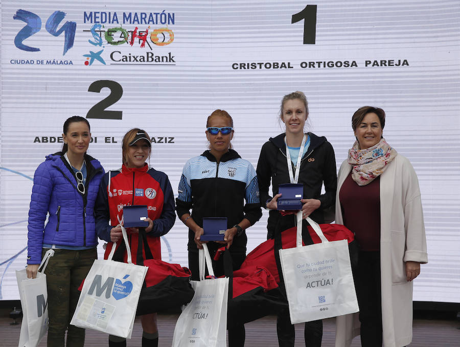Más de 7.500 corredores participan en la 29ª edición de la Media Maratón Ciudad de Málaga.