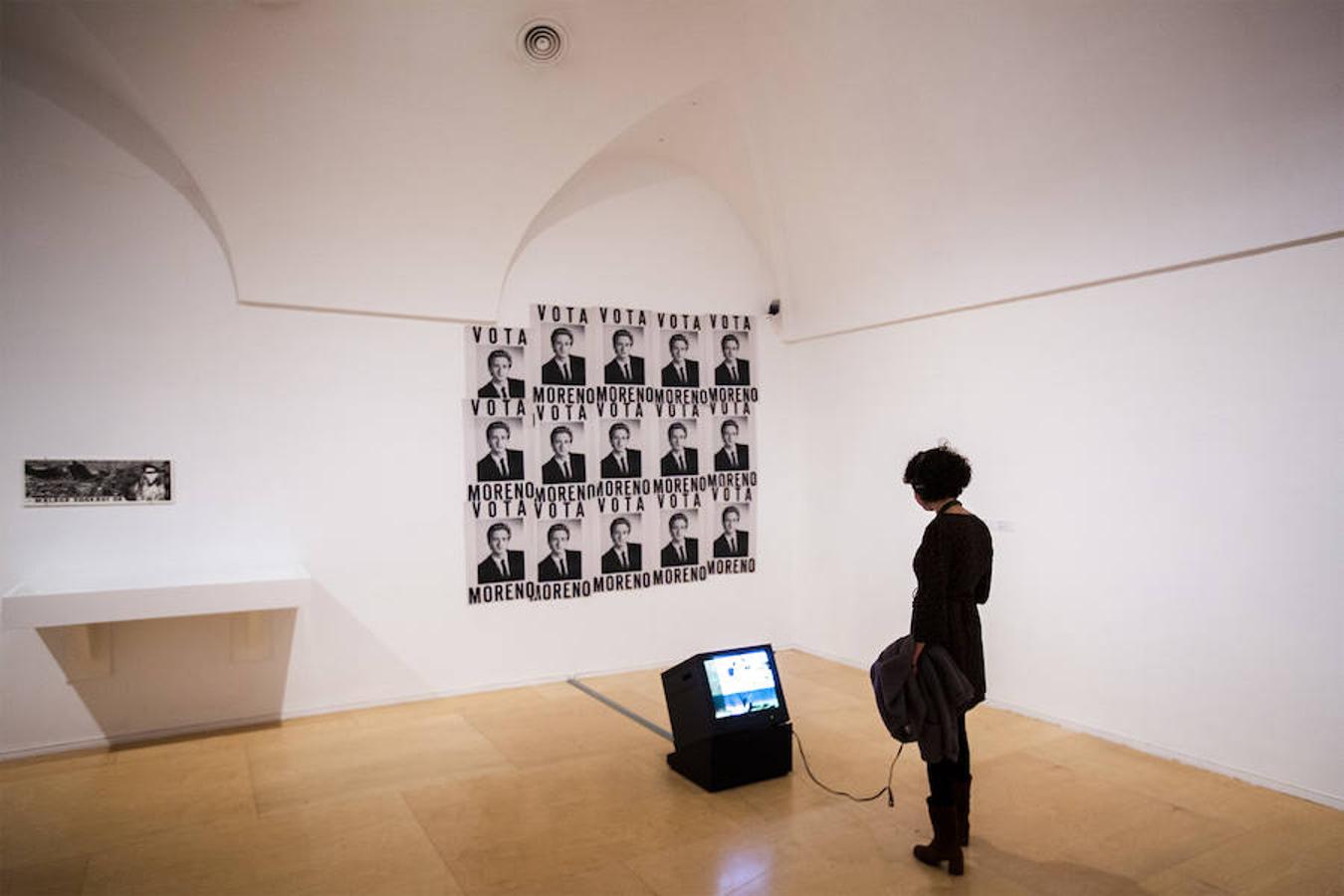 El creador malagueño firma en el museo nacional una ambiciosa retrospectiva que repasa cuatro décadas de trayectoria