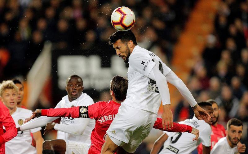 El Valencia y el Real Madrid se enfrentaron en Mestalla en la 30ª jornada de Liga.