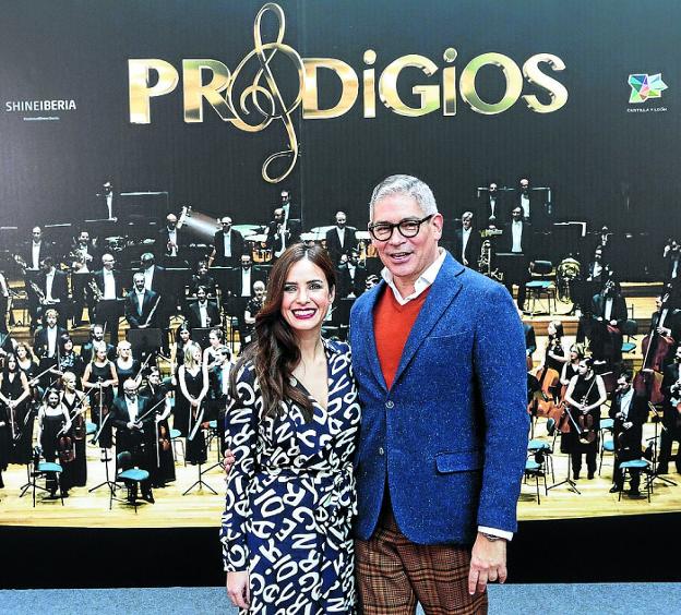 Boris Izaguirre y Paula Prendes conducen 'Prodigios', que se emite en La 1 de TVE.