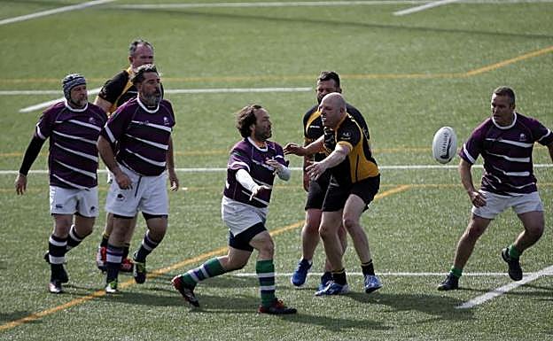 Uno de los partidos disputados. 