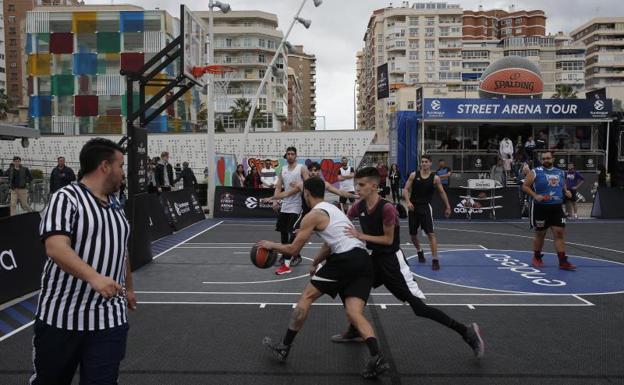 Imagen del partido inaugural en el Muelle Uno 