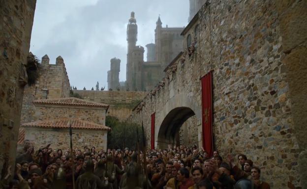 El centro histórico de Cáceres fue el escenario del paseo triunfal de Euron Greyjoy.