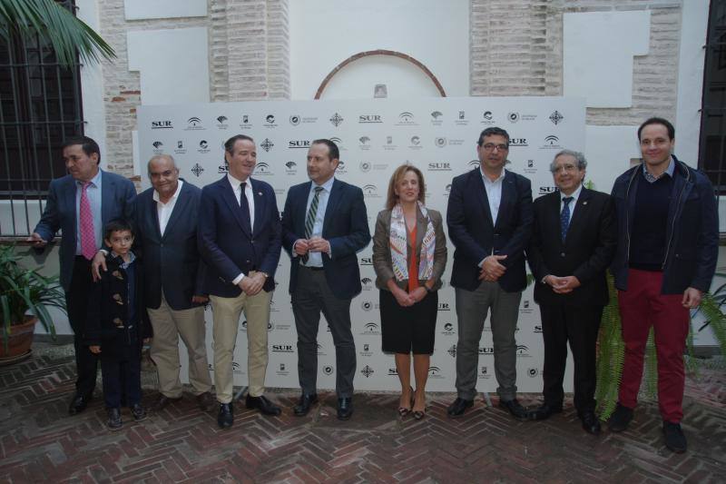 El libro es un gran homenaje a Garrido y a Gonzàlez, pero también un homenaje a la Semana Santa y a las cofradías de Málaga que se entregará con SUR.