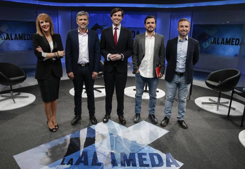 Los candidatos al Congreso por Málaga del PP (Pablo Montesinos), PSOE (Ignacio López), Unidas Podemos (Alberto Garzón), Ciudadanos (Guillermo Díaz) y Vox (Patricia Rueda) se reúnen para discutir sus propuestas de cara a la campaña para las elecciones generales del 28 de abril. 