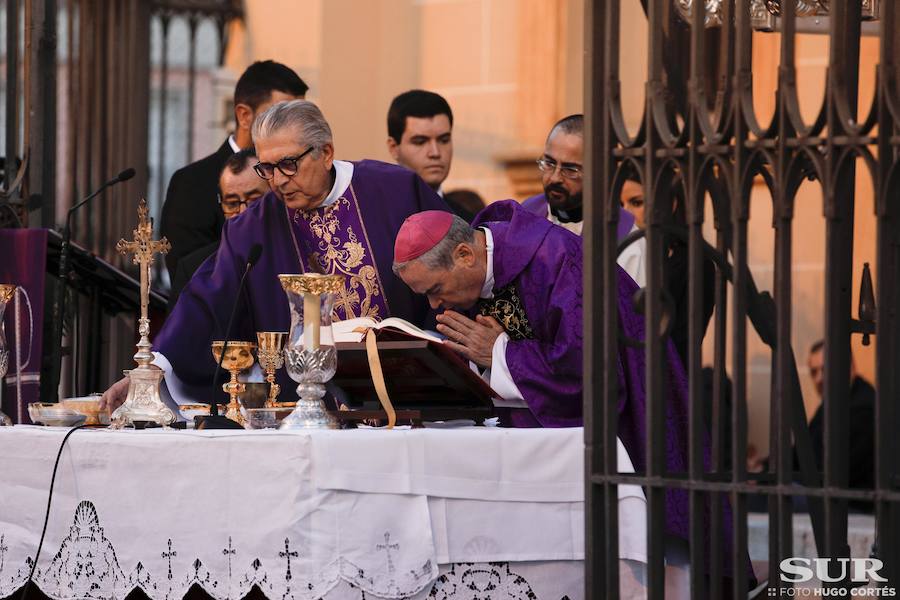 Las mejores imágenes de la misa del alba, el acto en el Hospital Civil y el recorrido por la Trinidad de los titulares de la Cofradía del Cautivo y La Trinidad este 2019.