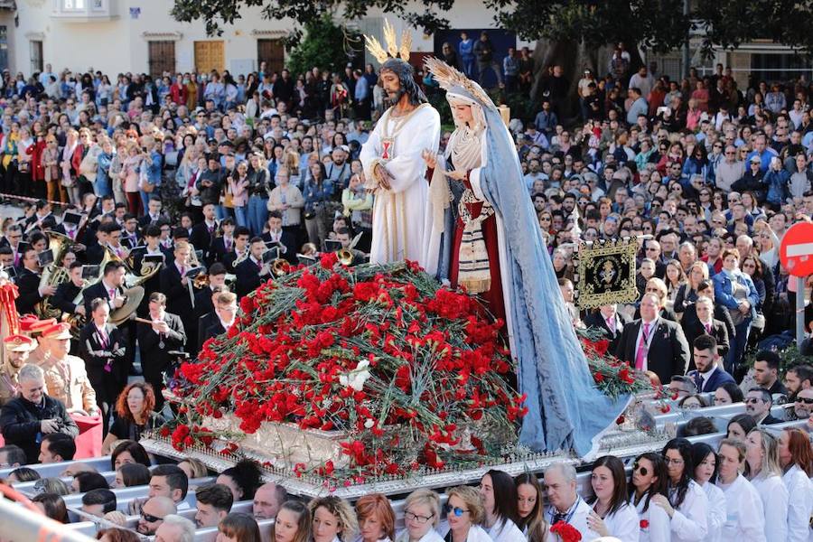 Las mejores imágenes de la misa del alba, el acto en el Hospital Civil y el recorrido por la Trinidad de los titulares de la Cofradía del Cautivo y La Trinidad este 2019.