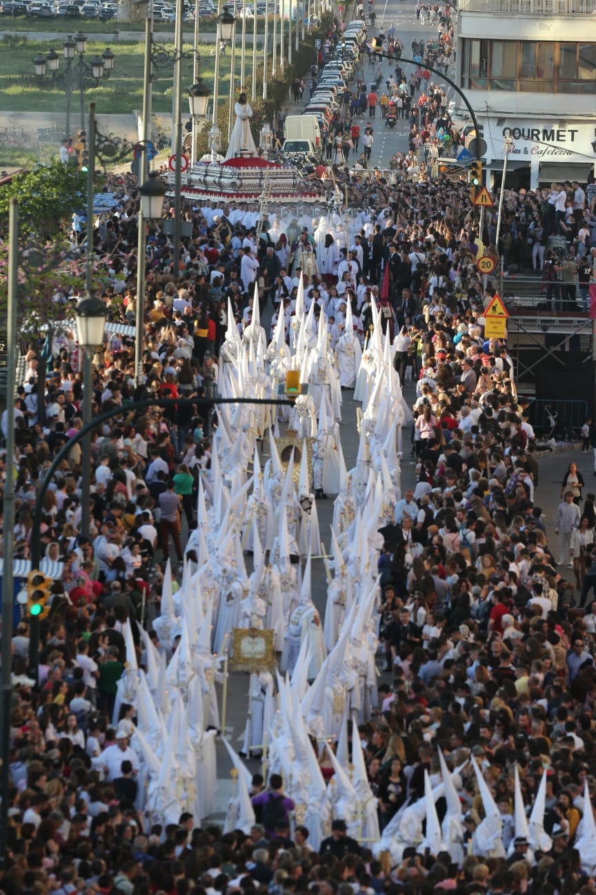 Fotos: Las mejores imágenes del recorrido procesional del Cautivo el Lunes Santo de 2019