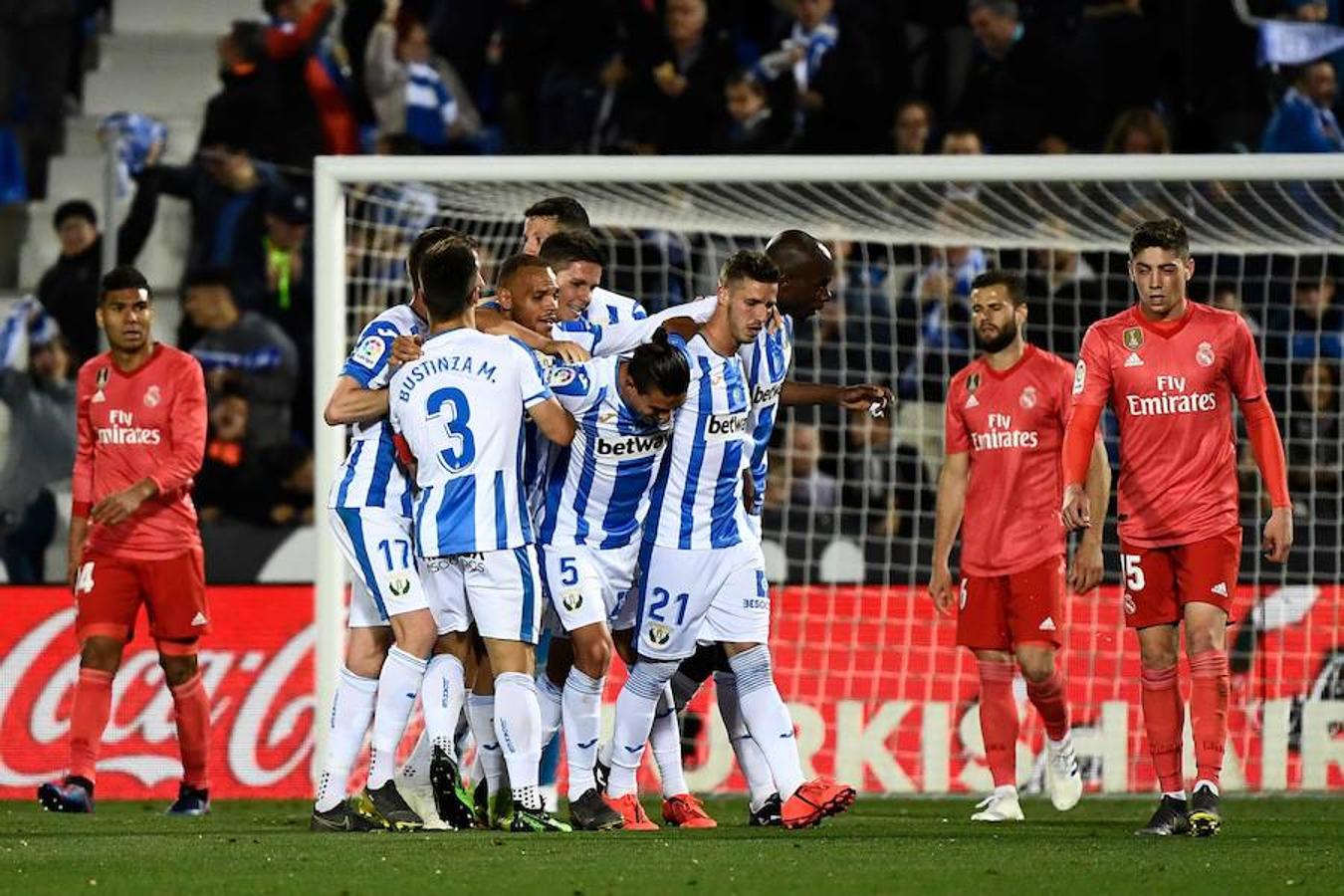 Butarque vivió una noche de emociones con la visita del Real Madrid, que jugó su primer partido de esta Liga en lunes.