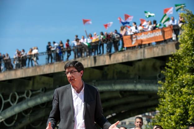 El PSOE pide explicaciones sobre un chalé de Marín en Chipiona