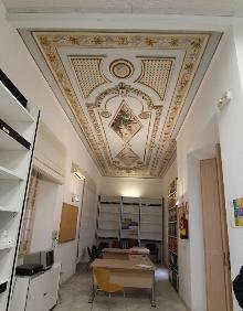 Imagen secundaria 2 - Imágenes actuales del interior del palacete, y fachada en el año 1946.