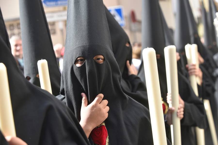 Los cortejos procesionales de Monte Calvario, Descendimiento, Dolores de San Juan, Amor, Traslado, Piedad, Sepulcro y Servitas