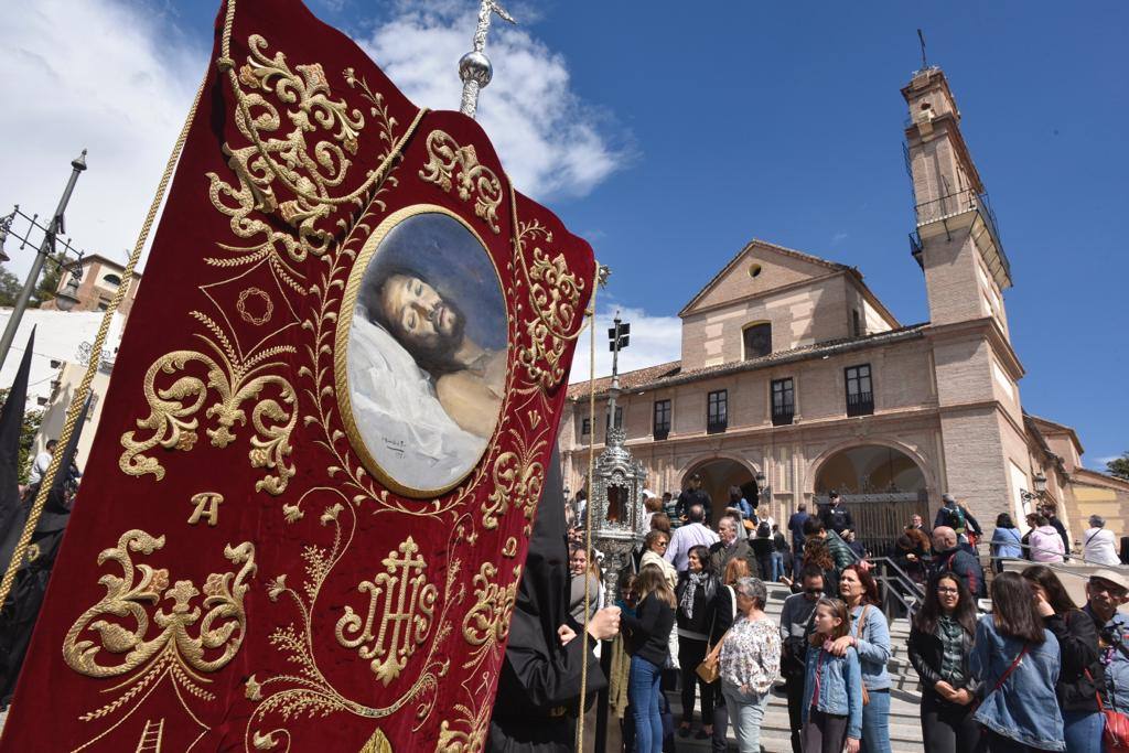 Las fotos de las cofradías del Viernes Santo: Monte Calvario