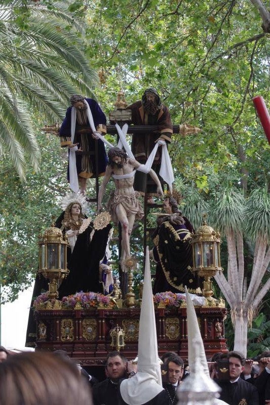 Los cortejos procesionales de Monte Calvario, Descendimiento, Dolores de San Juan, Amor, Traslado, Piedad, Sepulcro y Servitas