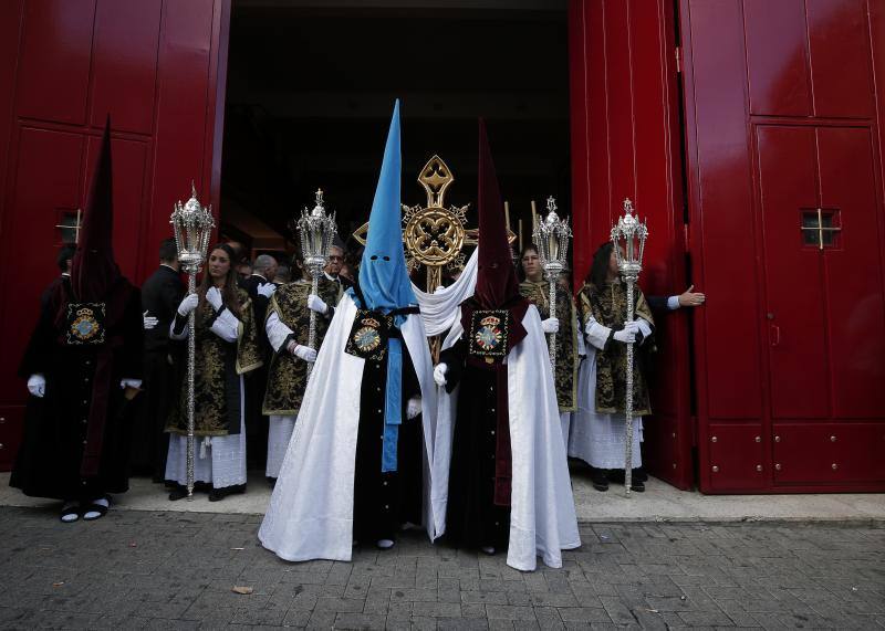 Los cortejos procesionales de Monte Calvario, Descendimiento, Dolores de San Juan, Amor, Traslado, Piedad, Sepulcro y Servitas