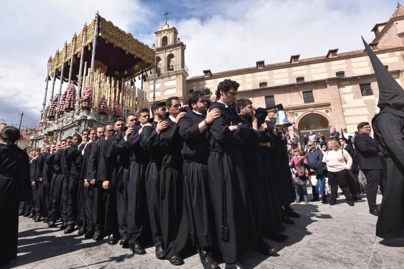 Las fotos de las cofradías del Viernes Santo: Monte Calvario en procesión