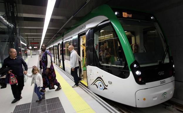 El Metro de Málaga bate su récord de usuarios en Semana Santa