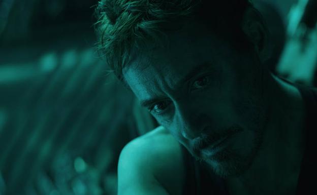 Robert Downey Jr. encarna al multimillonario Tony Stark, alias Iron Man.