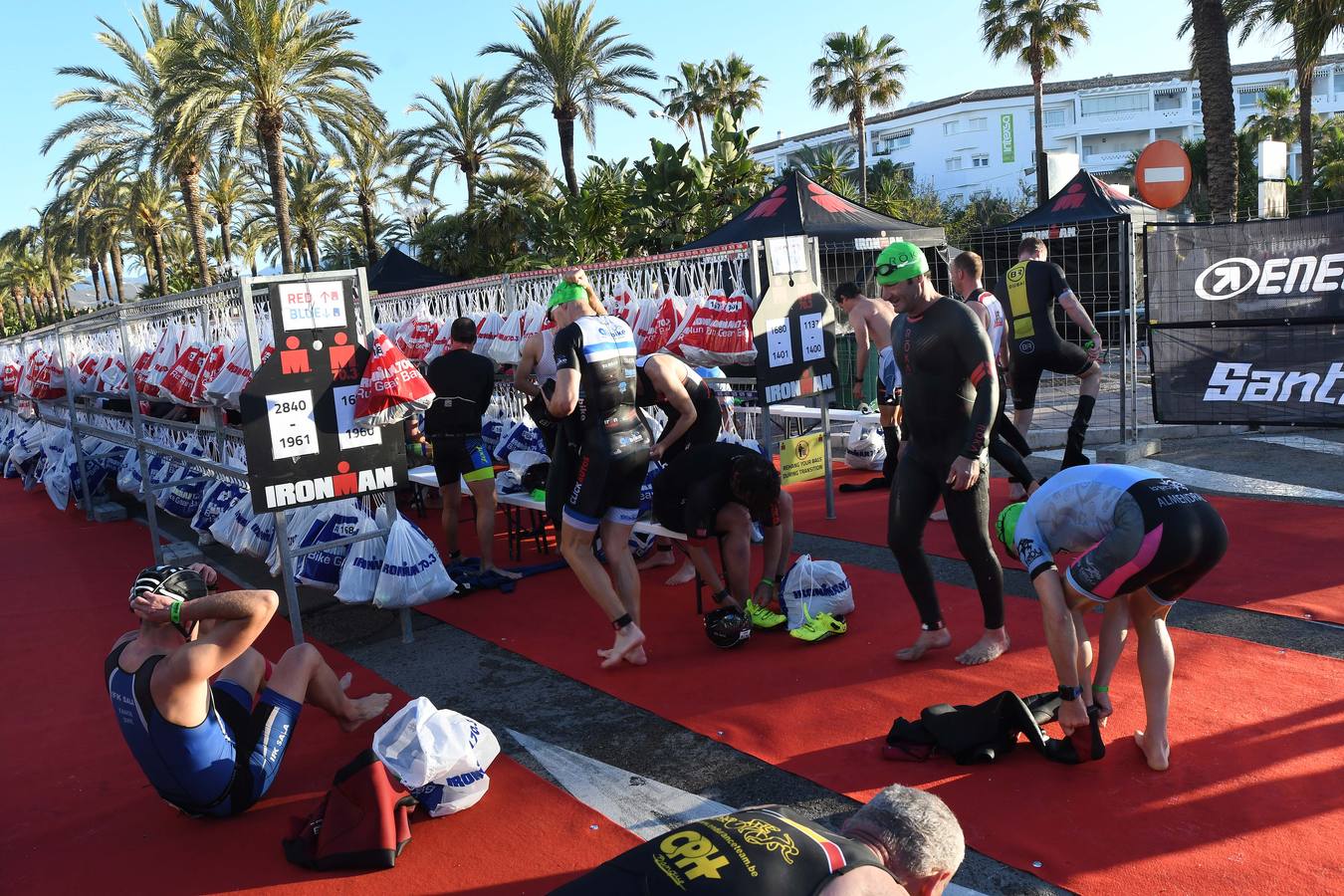 Triatletas de todo el mundo participan en la segunda edición del Ironman 70.3 de Marbella