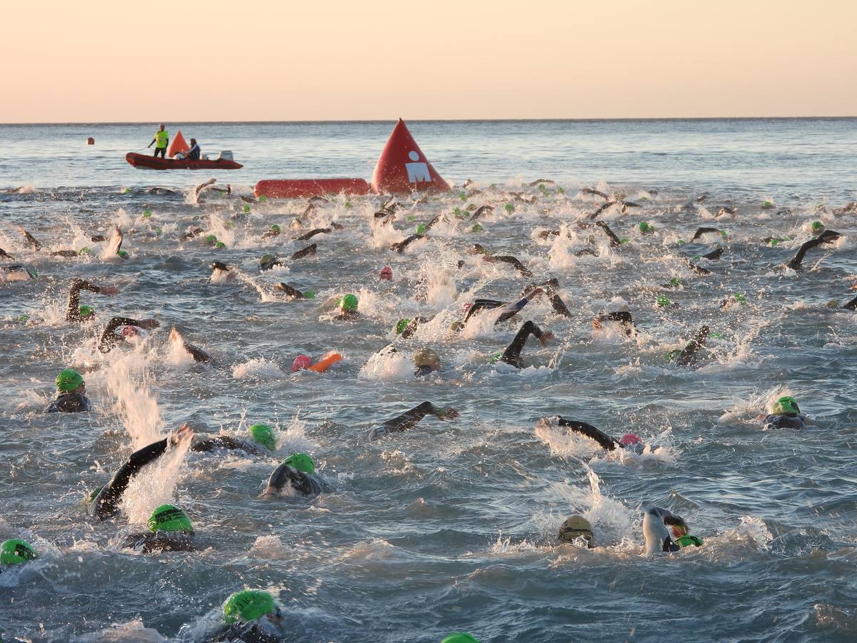 Triatletas de todo el mundo participan en la segunda edición del Ironman 70.3 de Marbella