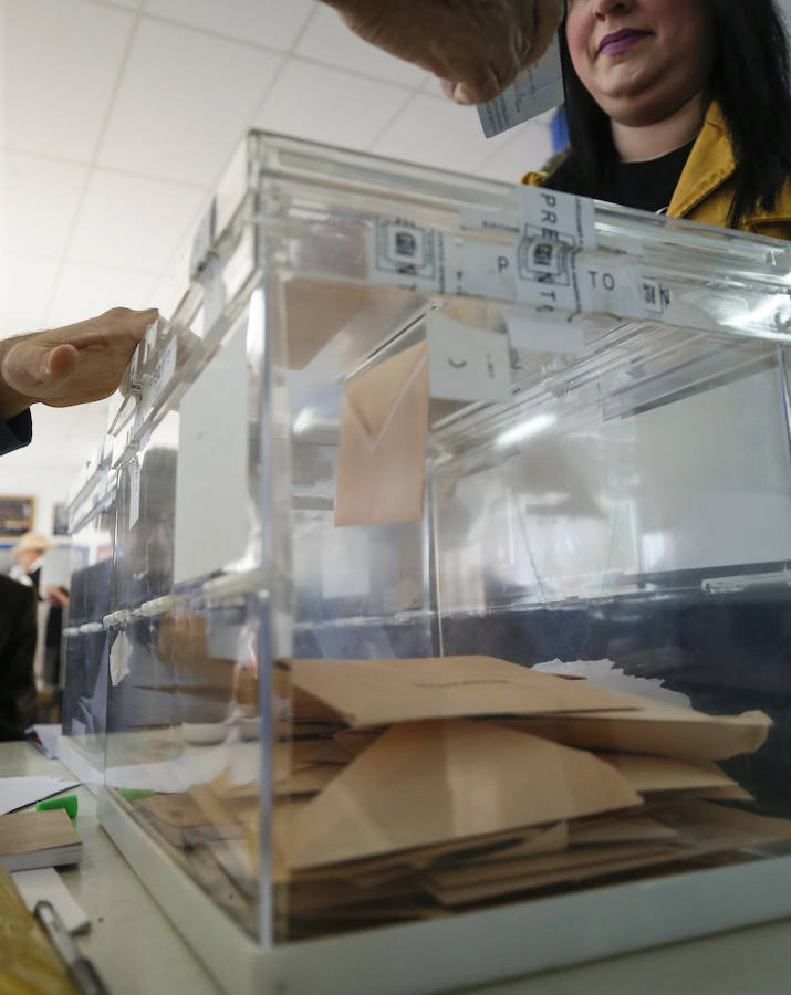 Así transcurren las votaciones a las elecciones generales en la provincia