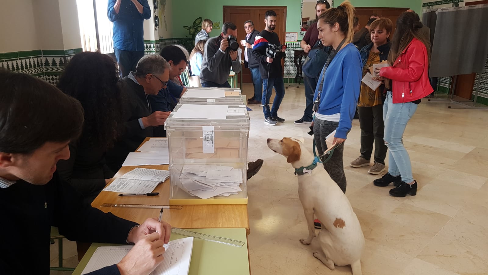 Así transcurren las votaciones a las elecciones generales en la provincia