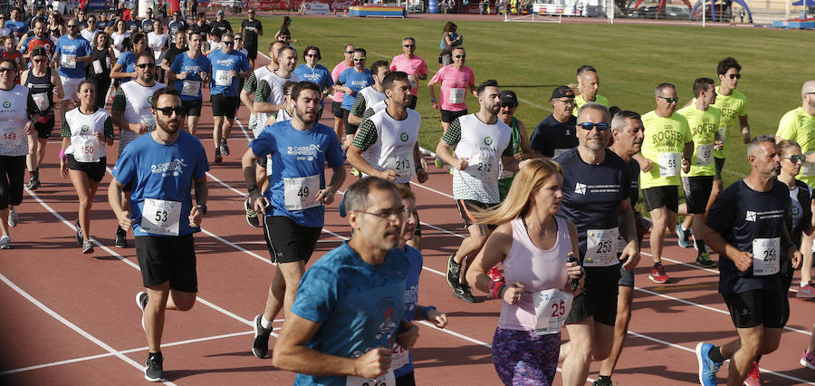 Éxito rotundo en la segunda edición de la Carrera de Empresas organizada por la La escuela de Marketing y Negocios ESIC y SUR que se celebró este miércoles 1 de mayo en Torremolinos con cerca de 500 participantes.