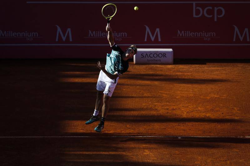 El tenista malagueño logró derrotar al decimoctavo tenista del mundo, el francés Gael Monfils (ex 'top ten' muchos meses) y se ha clasificado para las semifiales del ATP 250 de Estoril (Portugal), en tierra batida.