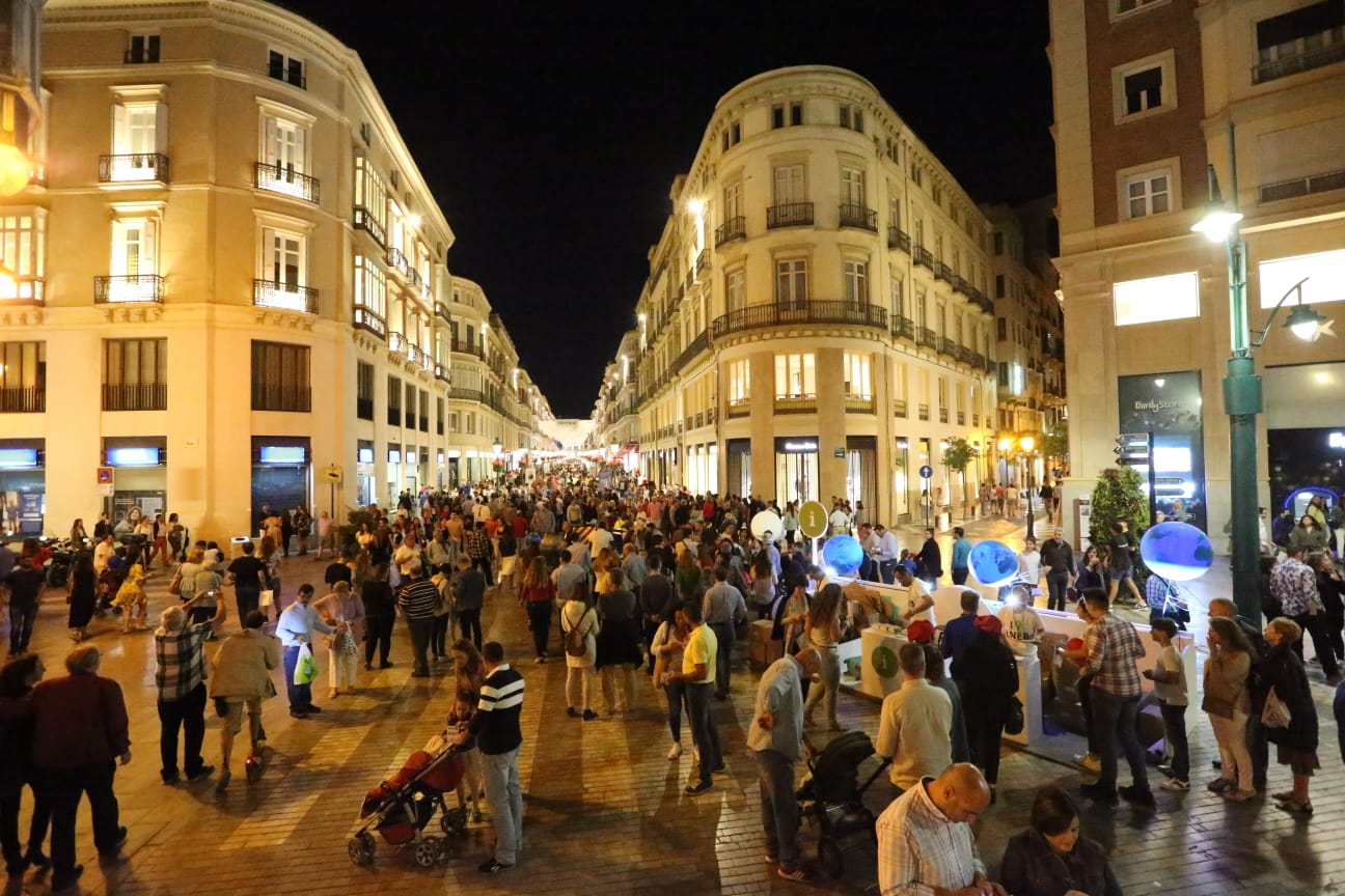 Fotos: Málaga se llena de cultura en La Noche en Blanco 2019