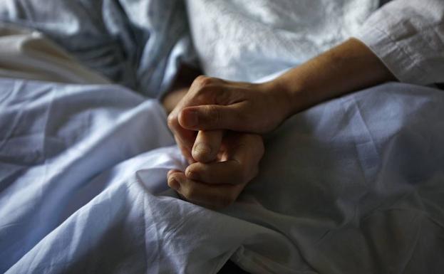 España cae al furgón de cola europeo de los cuidados paliativos