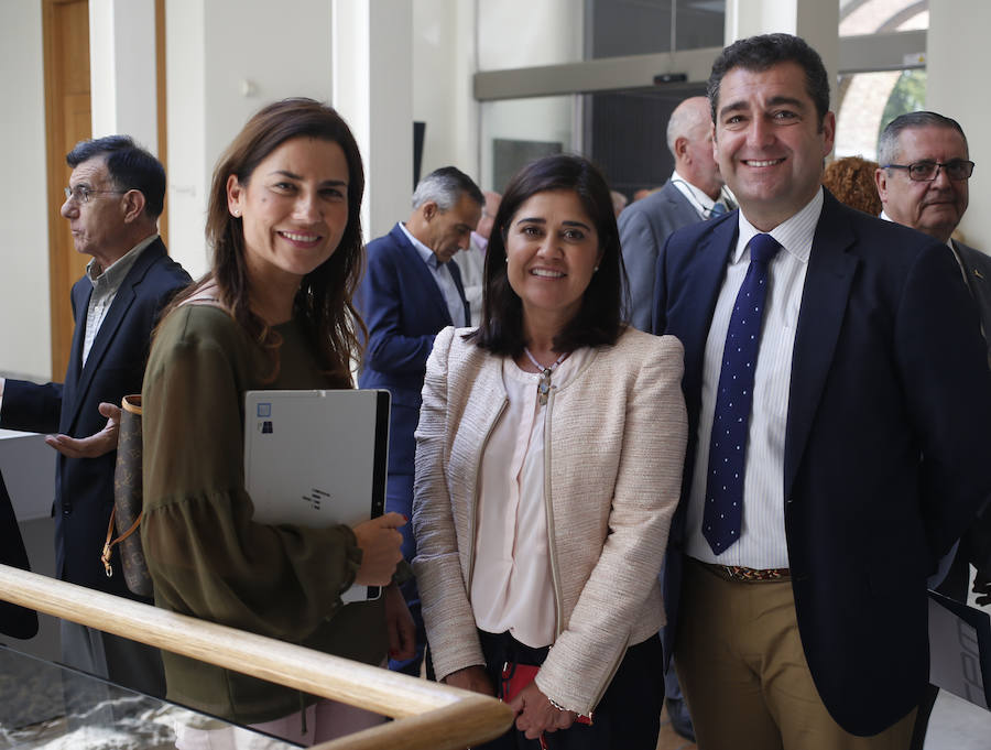 Paula Morales, Belén Jurado y Javier Bao