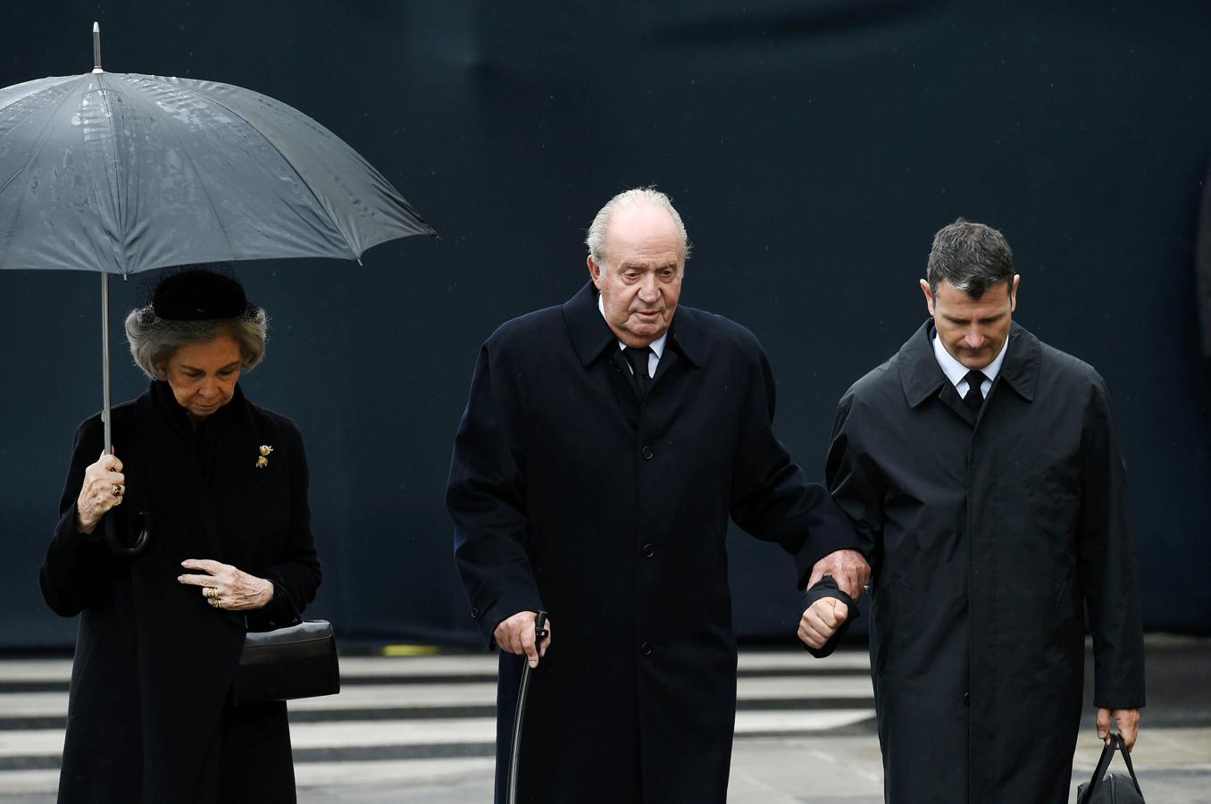 De funeral con la reina Sofía. Los reyes eméritos acudieron juntos, hace solo unas semanas, a la despedida del Gran Duque de Luxemburgo.