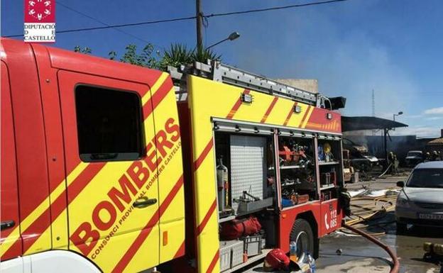 Ingresan a cinco personas tras el incendio en una residencia de mayores en Benicàssim