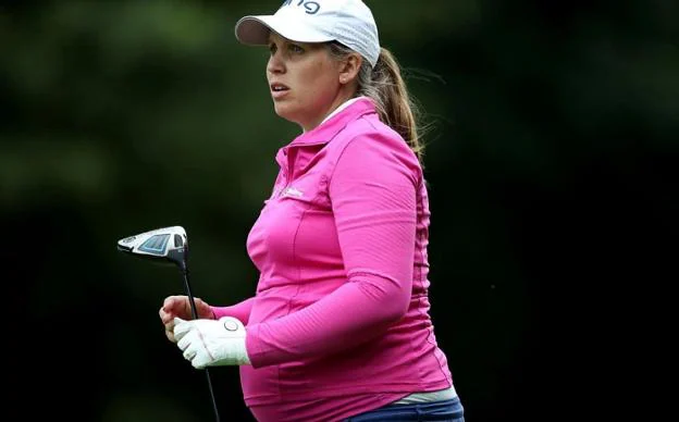 Liz Young, durante su participación embarazada de siete meses, en el British Open de 2016. :: sur