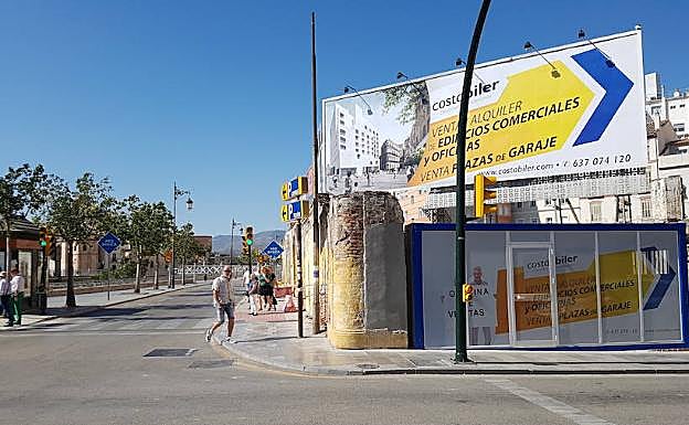 La sociedad Costabiler ha instalado una caseta para vender plazas de aparcamiento. 