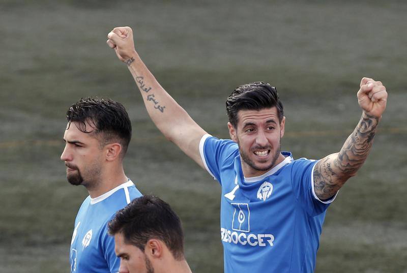 El equipo malagueño comienza la segunda eliminatoria de ascenso a Segunda B con victoria