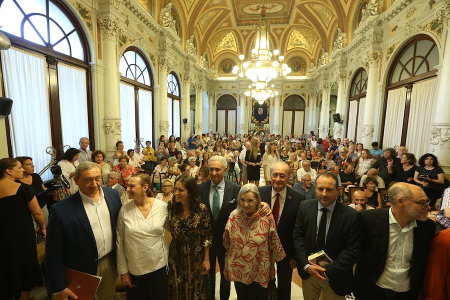 La actriz Nuria Espert y la sobrina del poeta Federico García Lorca, Laura García Lorca, en la primera jornada del ciclo '92 años de la Generación del 27', un acto de organizado por la Fundación Manuel Alcántara en colaboración con la Fundación Cajasol.