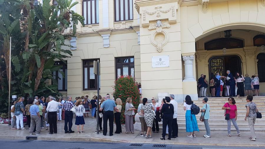 La actriz Nuria Espert y la sobrina del poeta Federico García Lorca, Laura García Lorca, en la primera jornada del ciclo '92 años de la Generación del 27', un acto de organizado por la Fundación Manuel Alcántara en colaboración con la Fundación Cajasol.