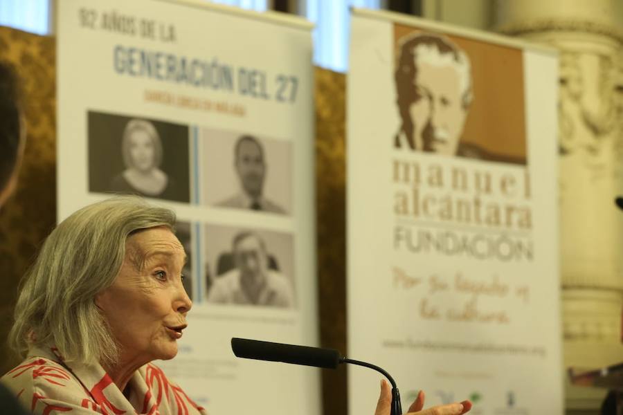 La actriz Nuria Espert y la sobrina del poeta Federico García Lorca, Laura García Lorca, en la primera jornada del ciclo '92 años de la Generación del 27', un acto de organizado por la Fundación Manuel Alcántara en colaboración con la Fundación Cajasol.