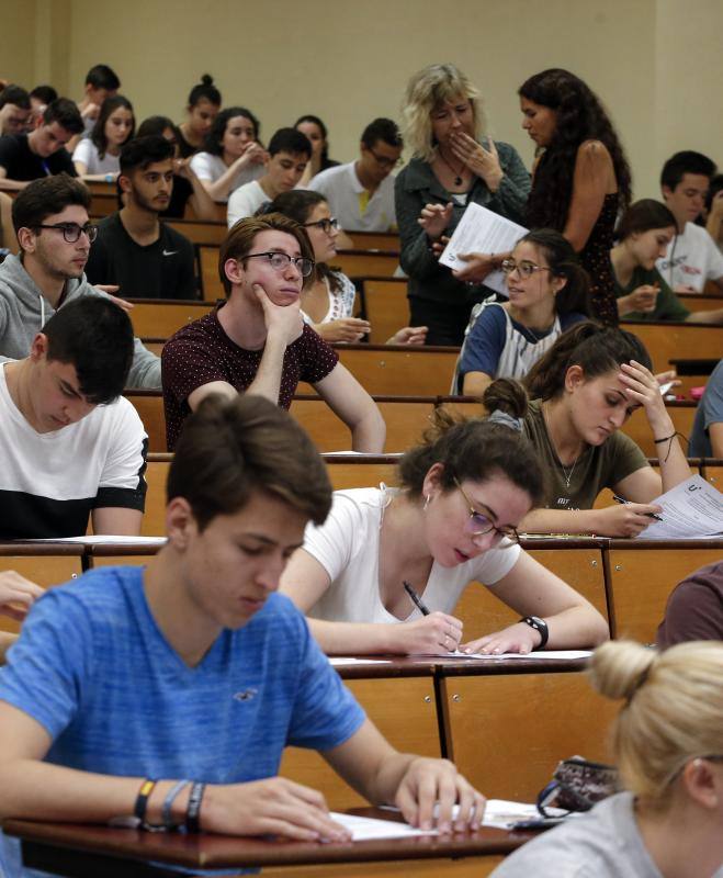 Más de 7.700 estudiantes de Málaga y provincia realizan las pruebas de acceso y admisión a la universidad