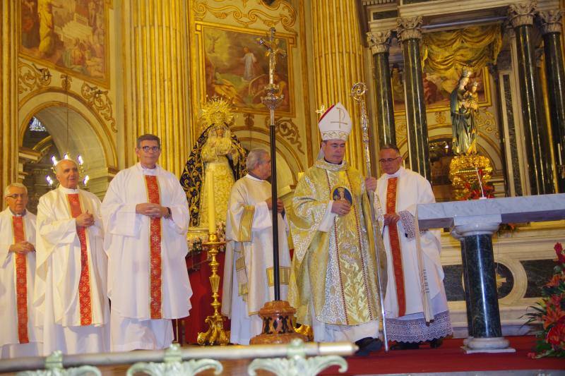 Fotos: Las procesiones de la Trinidad y Estrella, en imágenes