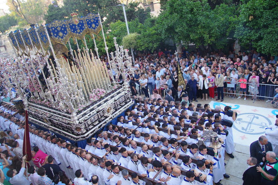 Fotos: Las procesiones de la Trinidad y Estrella, en imágenes