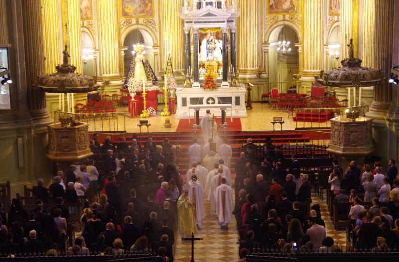 Fotos: Las procesiones de la Trinidad y Estrella, en imágenes