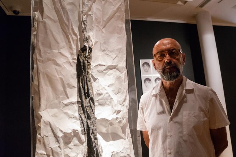 Fotos: Cayetano Romero expone en el Centro Cultural Provincial un repaso a su obra reciente