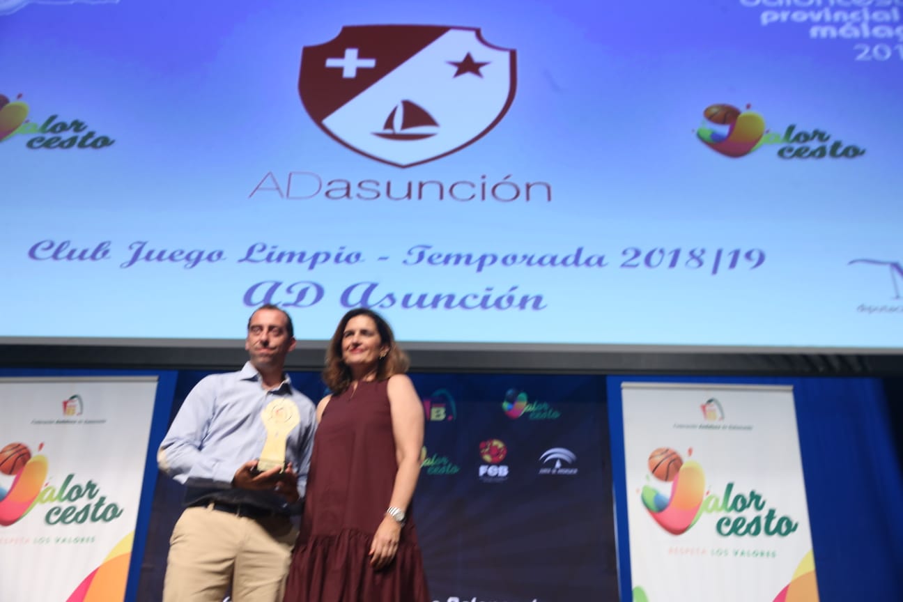 Un reconocimiento a los mejores de la temporada que ha distinguido a Lucas Muñoz, Vero Matoso, Alberto Bolet, Cristina Bazalo y al periodista Paco Rodríguez, entre otros muchos